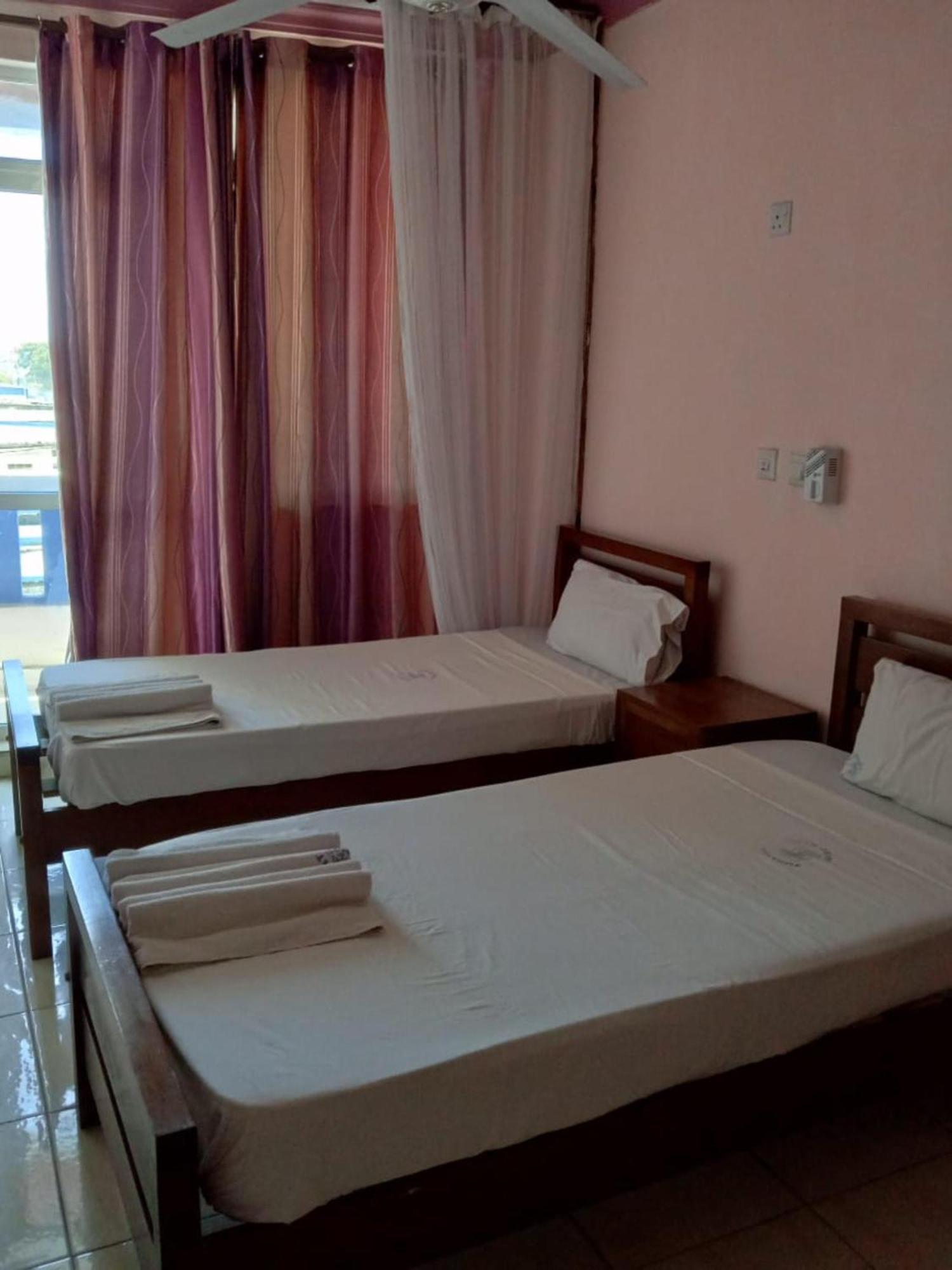 Checkpoint Inn Hotel, Mombasa Exterior photo